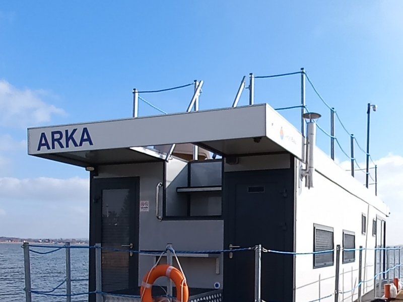 Houseboat - ARKA domki na wodzie - Mielno